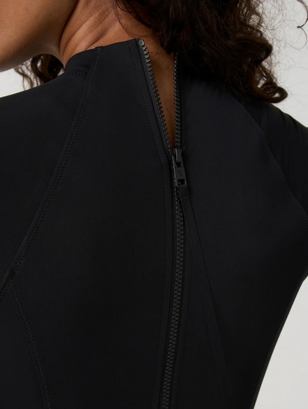 Vuori Long-Sleeve Crush Paddle Suit One Piece Swimsuit Bikini NWT HTF Athletic - Picture 3 of 14